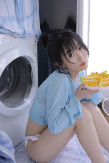 贫僧吃素胸前俩馒头